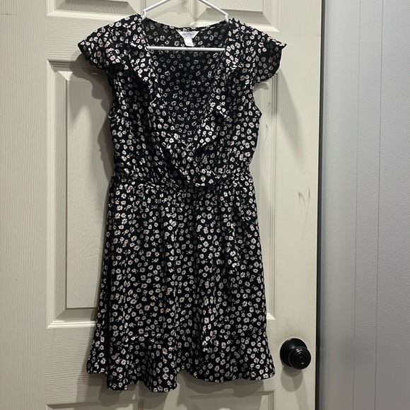Women’s or Junior Floral Dress - Picture 1 of 5
